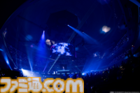 如月千早の武道館単独公演“OathONE”1日目をリポート。新曲『輝夜』のパフォーマンスやソニー開発の最新エンタメロボットシステム“groovots”を導入した演出も