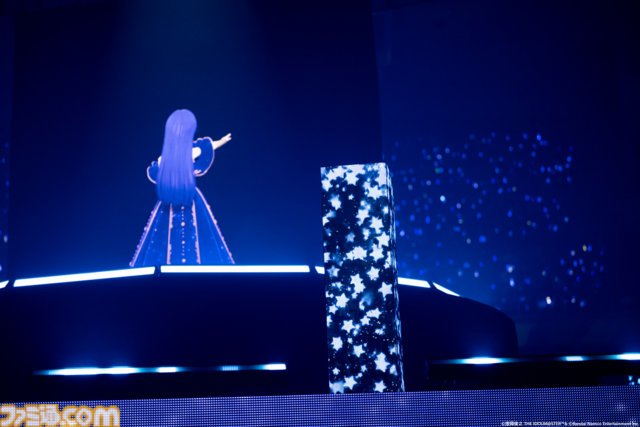 如月千早の武道館公演“OathONE”2日目をリポート。ラジオから生まれた『月下祭』や、後輩&他事務所の“蒼”の系譜に連なるアイドルの楽曲などのパフォーマンスも