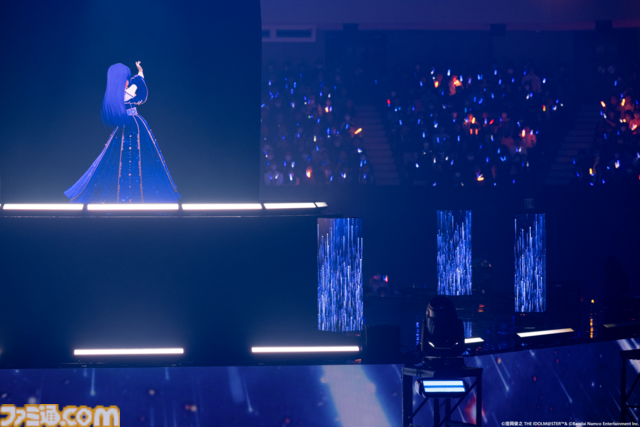 如月千早の武道館公演“OathONE”2日目をリポート。ラジオから生まれた『月下祭』や、後輩&他事務所の“蒼”の系譜に連なるアイドルの楽曲などのパフォーマンスも