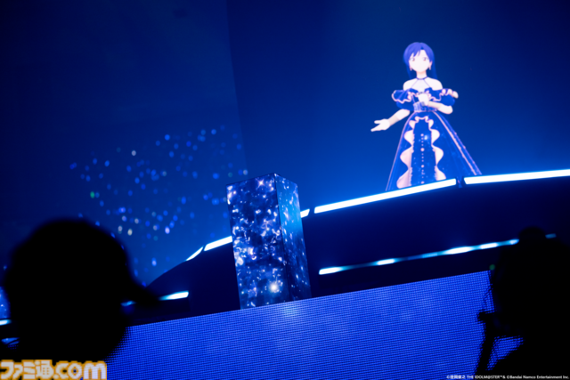 如月千早の武道館公演“OathONE”2日目をリポート。ラジオから生まれた『月下祭』や、後輩&他事務所の“蒼”の系譜に連なるアイドルの楽曲などのパフォーマンスも