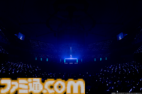 如月千早の武道館公演“OathONE”2日目をリポート。ラジオから生まれた『月下祭』や、後輩&他事務所の“蒼”の系譜に連なるアイドルの楽曲などのパフォーマンスも