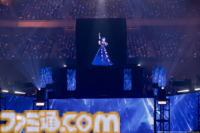 如月千早の武道館公演“OathONE”2日目をリポート。ラジオから生まれた『月下祭』や、後輩&他事務所の“蒼”の系譜に連なるアイドルの楽曲などのパフォーマンスも