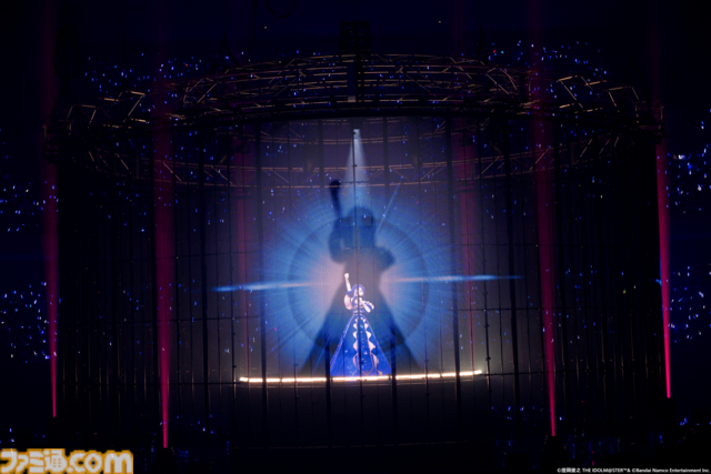 如月千早の武道館公演“OathONE”2日目をリポート。ラジオから生まれた『月下祭』や、後輩&他事務所の“蒼”の系譜に連なるアイドルの楽曲などのパフォーマンスも