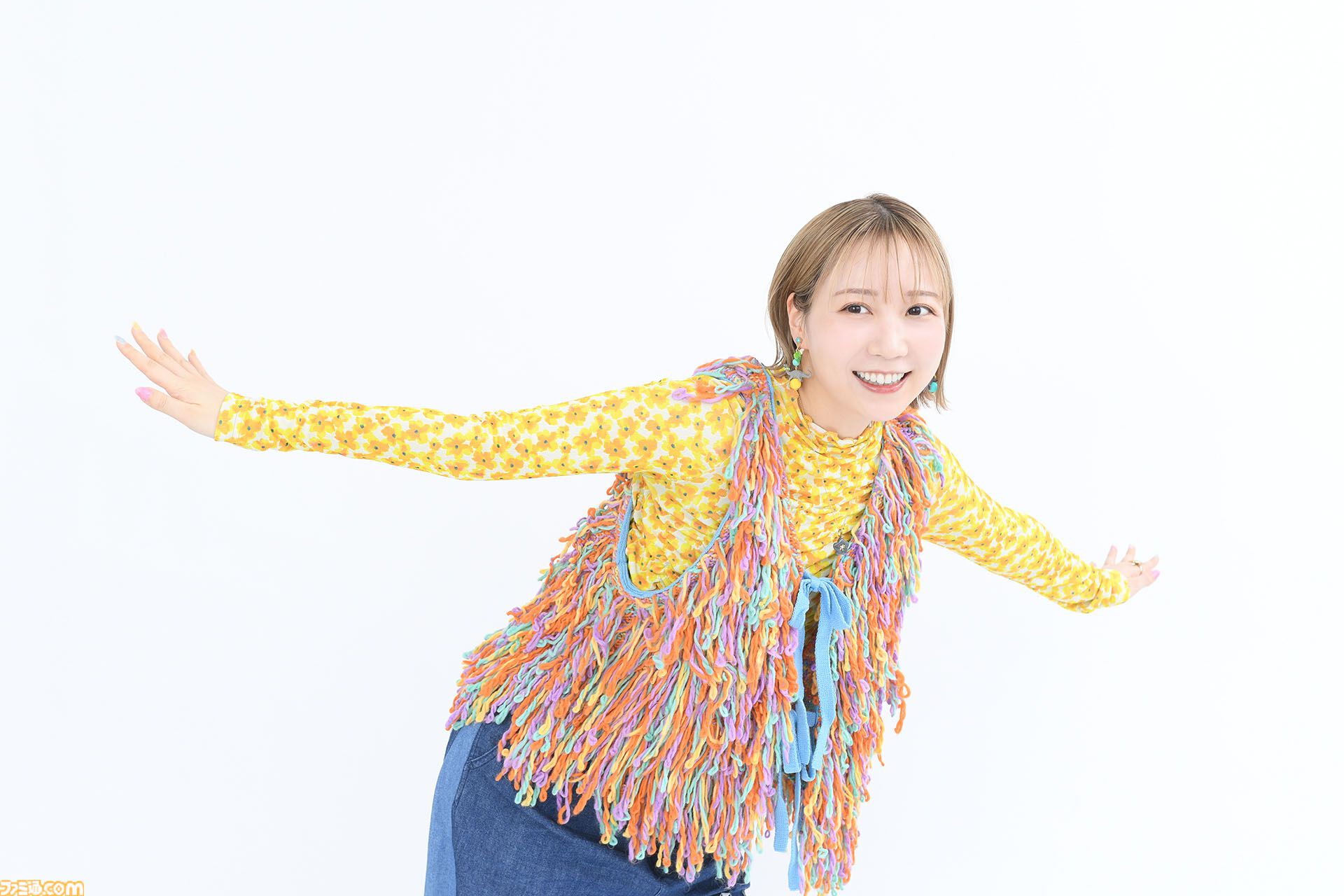 夏川椎菜が語る創作の視点、TikTok活動。4thフルアルバム『CRACK and FLAP』全曲紹介を含む、20000文字超で綴るアーティスト夏川椎菜の思考