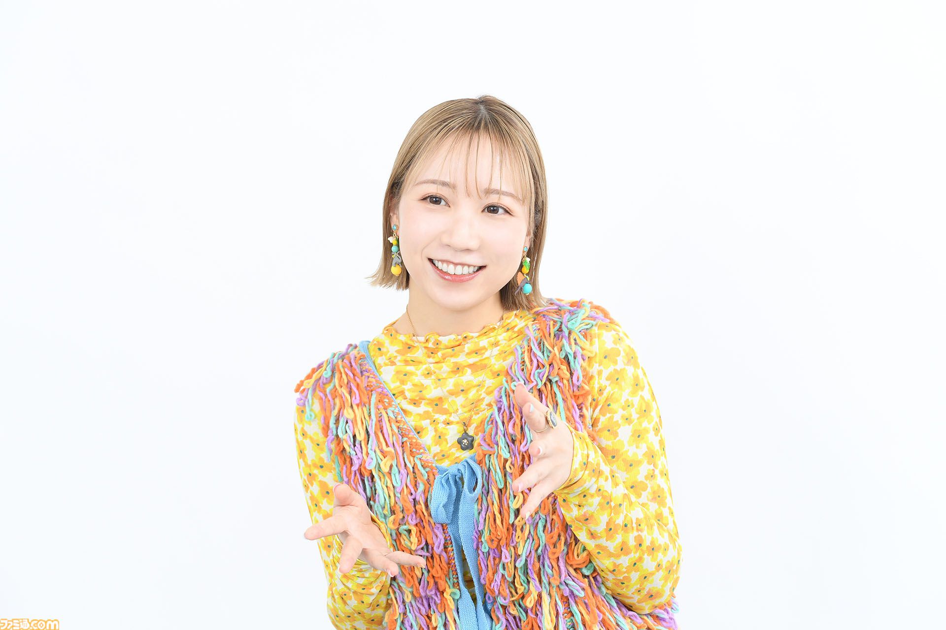 夏川椎菜が語る創作の視点、TikTok活動。4thフルアルバム『CRACK and FLAP』全曲紹介を含む、20000文字超で綴るアーティスト夏川椎菜の思考