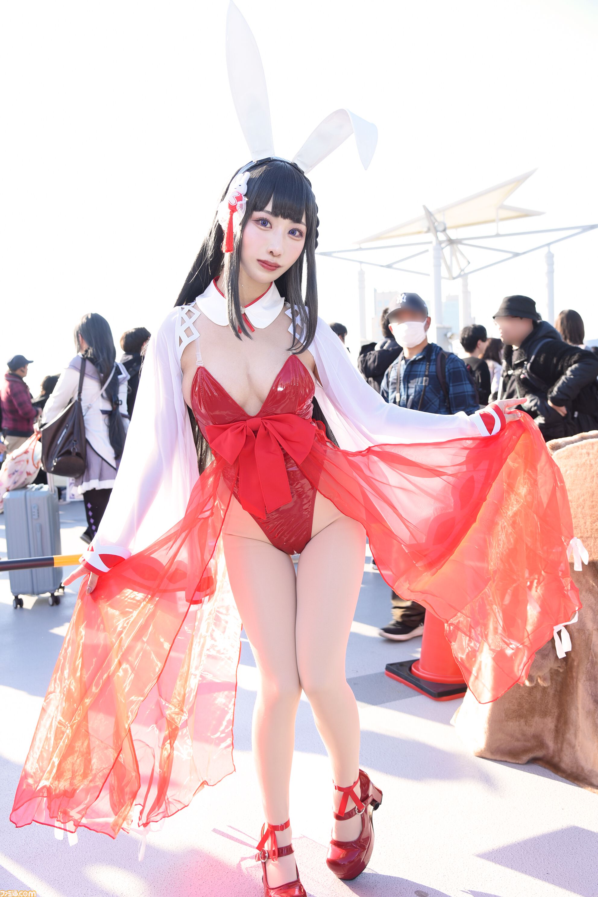 【コスプレ】『東島ライダー』電波人間タックルはパンツの柄まで忠実に再現。『餓狼伝説』不知火舞や『チェンソーマン』レゼ（ボム）らも参戦【コミケ107振り返り】