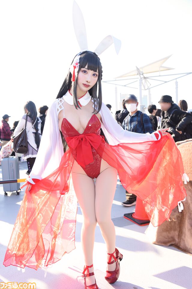 【コスプレ】『東島ライダー』電波人間タックルはパンツの柄まで忠実に再現。『餓狼伝説』不知火舞や『チェンソーマン』レゼ（ボム）らも参戦【コミケ107振り返り】