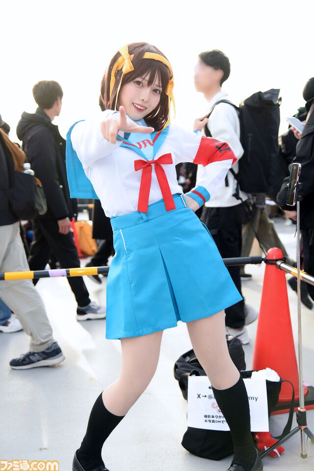 【コスプレ】『東島ライダー』電波人間タックルはパンツの柄まで忠実に再現。『餓狼伝説』不知火舞や『チェンソーマン』レゼ（ボム）らも参戦【コミケ107振り返り】