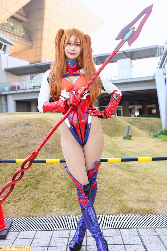 【コスプレ】『東島ライダー』電波人間タックルはパンツの柄まで忠実に再現。『餓狼伝説』不知火舞や『チェンソーマン』レゼ（ボム）らも参戦【コミケ107振り返り】