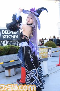 【コスプレ】『東島ライダー』電波人間タックルはパンツの柄まで忠実に再現。『餓狼伝説』不知火舞や『チェンソーマン』レゼ（ボム）らも参戦【コミケ107振り返り】