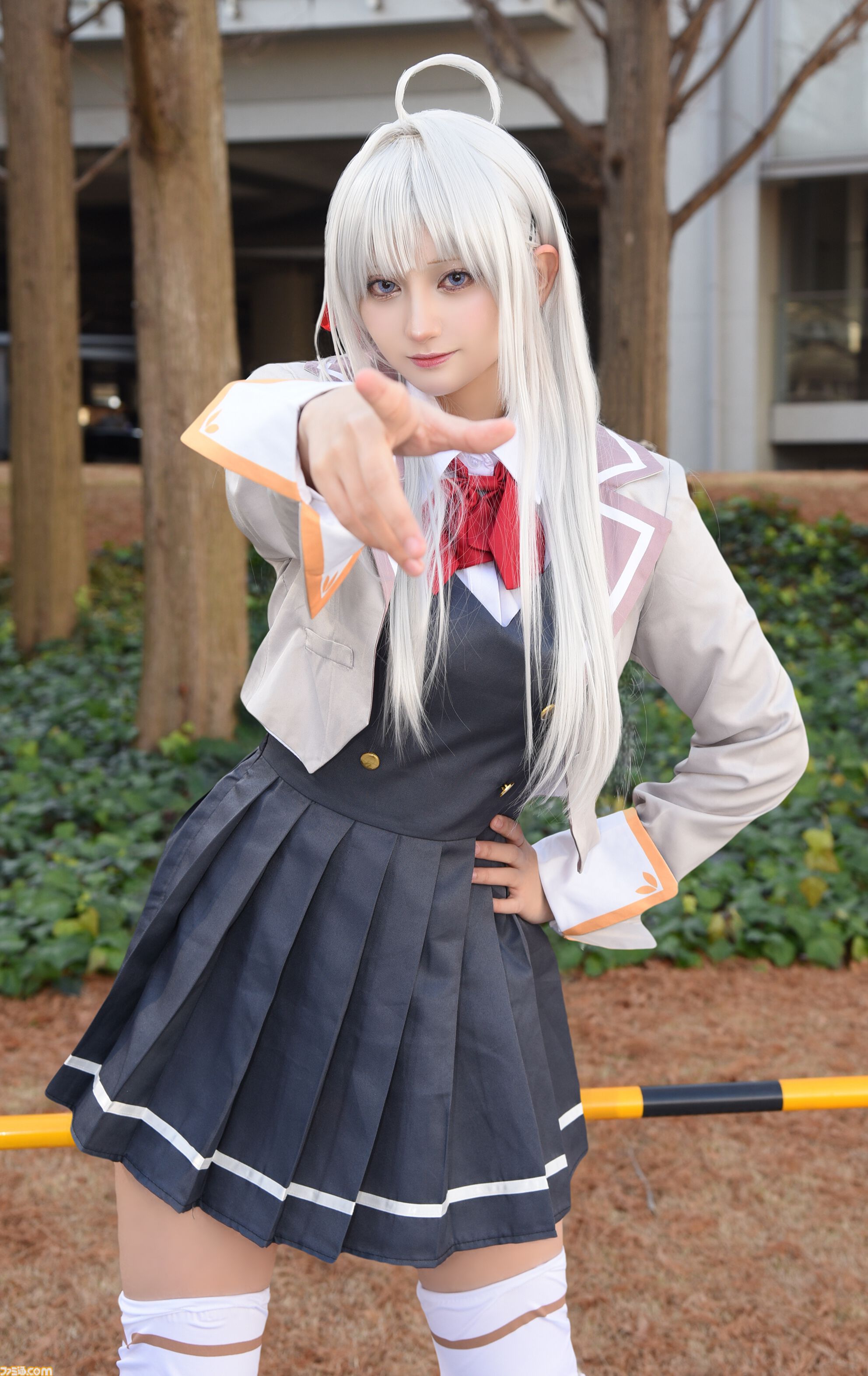 画像ページ (20/27) 【コスプレ】『東島ライダー』電波人間タックルは