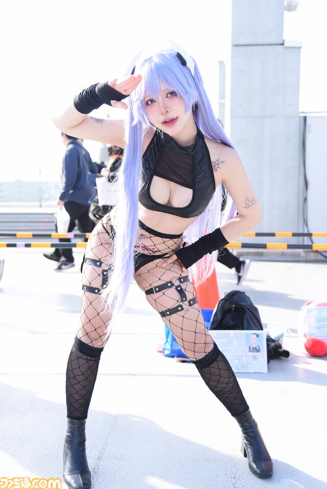 【コスプレ】『東島ライダー』電波人間タックルはパンツの柄まで忠実に再現。『餓狼伝説』不知火舞や『チェンソーマン』レゼ（ボム）らも参戦【コミケ107振り返り】