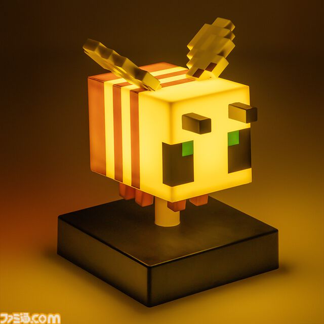 『マイクラ』お魚くわえた三毛猫のルームライトが猫の日（2/22）に新登場。オオカミ、ハチのフィギュアライトとあわせて予約開始