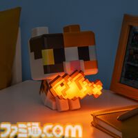 『マイクラ』お魚くわえた三毛猫のルームライトが猫の日（2/22）に新登場。オオカミ、ハチのフィギュアライトとあわせて予約開始