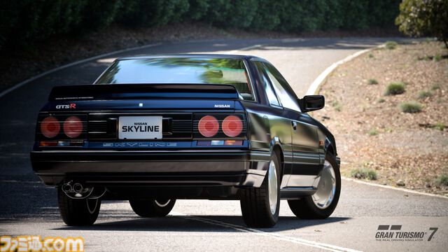 『グランツーリスモ７』に一世を風靡した日本とスウェーデンの名車が登場。ホンダ シビック SiR・II (EG) '93、日産 スカイライン GTS-R (R31) '87、ボルボ V40 T5 R-Design ’13など5種が追加