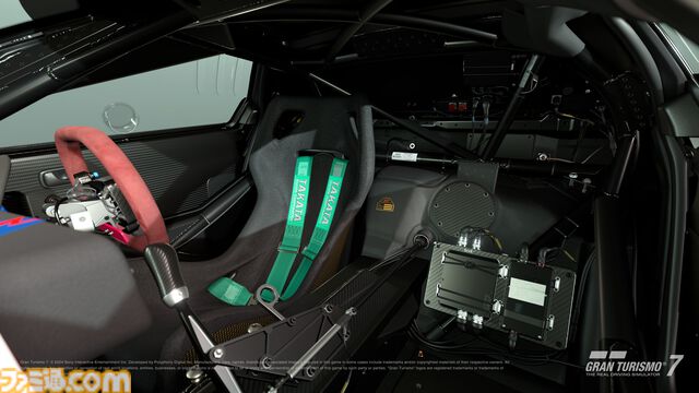 『グランツーリスモ７』に一世を風靡した日本とスウェーデンの名車が登場。ホンダ シビック SiR・II (EG) '93、日産 スカイライン GTS-R (R31) '87、ボルボ V40 T5 R-Design ’13など5種が追加