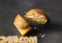 “カービィのストロベリーバーガー”2月12日10時より公式オンラインショップで通販開始。カービィカフェとキャプテンスイーツバーガーのコラボ商品