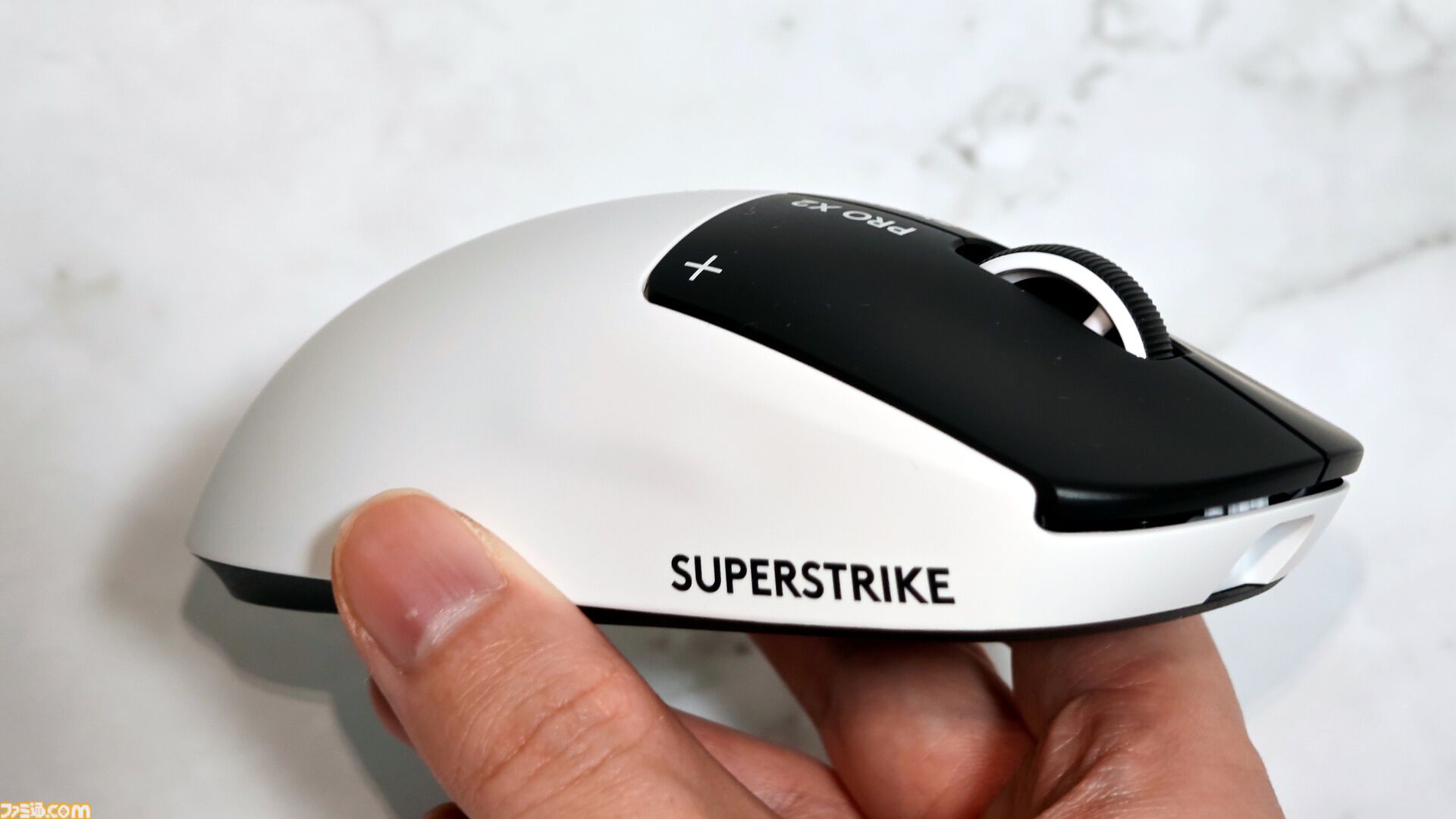 ロジクールGの最新ゲーミングマウス“PRO X2 SUPERSTRIKE”レビュー
