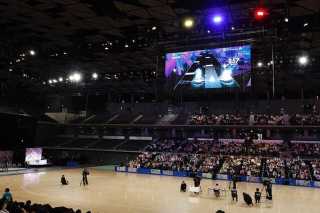 “シャニマス大感謝祭！”1日目リポート。ガチ過ぎるアイドルたちの運動会が開催。個人戦で行われたDAY1の優勝に輝いたのは永井真里子さん（西城樹里役）