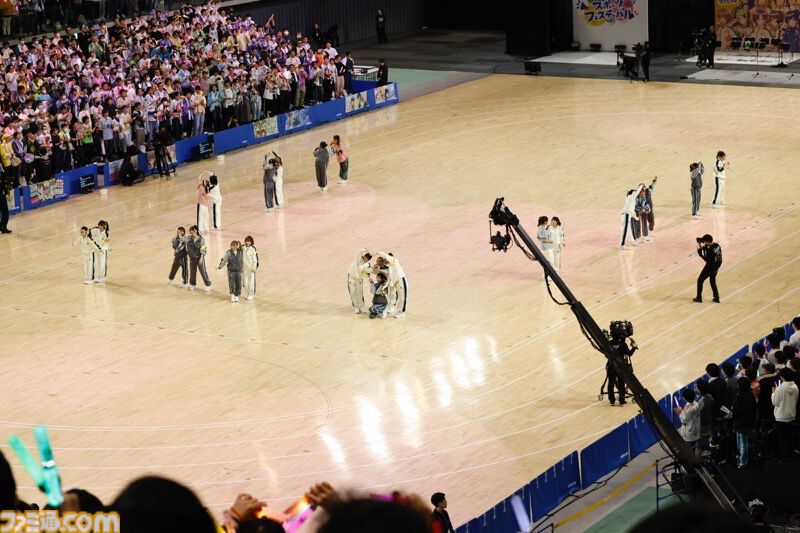 “シャニマス大感謝祭！”1日目リポート。ガチ過ぎるアイドルたちの運動会が開催。個人戦で行われたDAY1の優勝に輝いたのは永井真里子さん（西城樹里役）