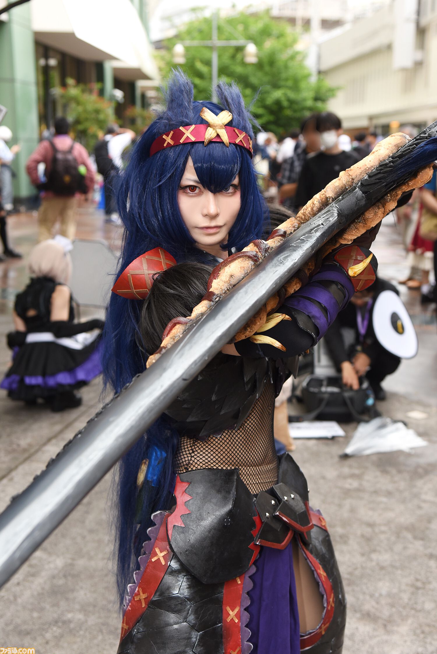 コスプレ】『NIKKE』『ブルアカ』『刃牙』花山薫らが歩行者天国に集結