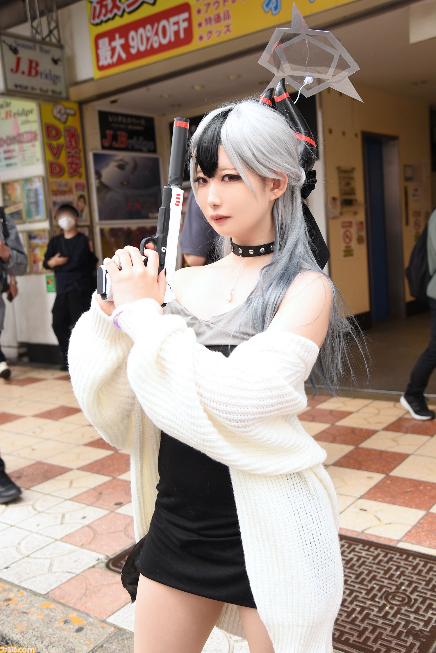 【コスプレ】『NIKKE』『ブルアカ』『刃牙』花山薫らが歩行者天国に集結。『ブラックラグーン』あわせや『鬼滅の刃』憎珀天もかっこいい！【ストフェス2024】
