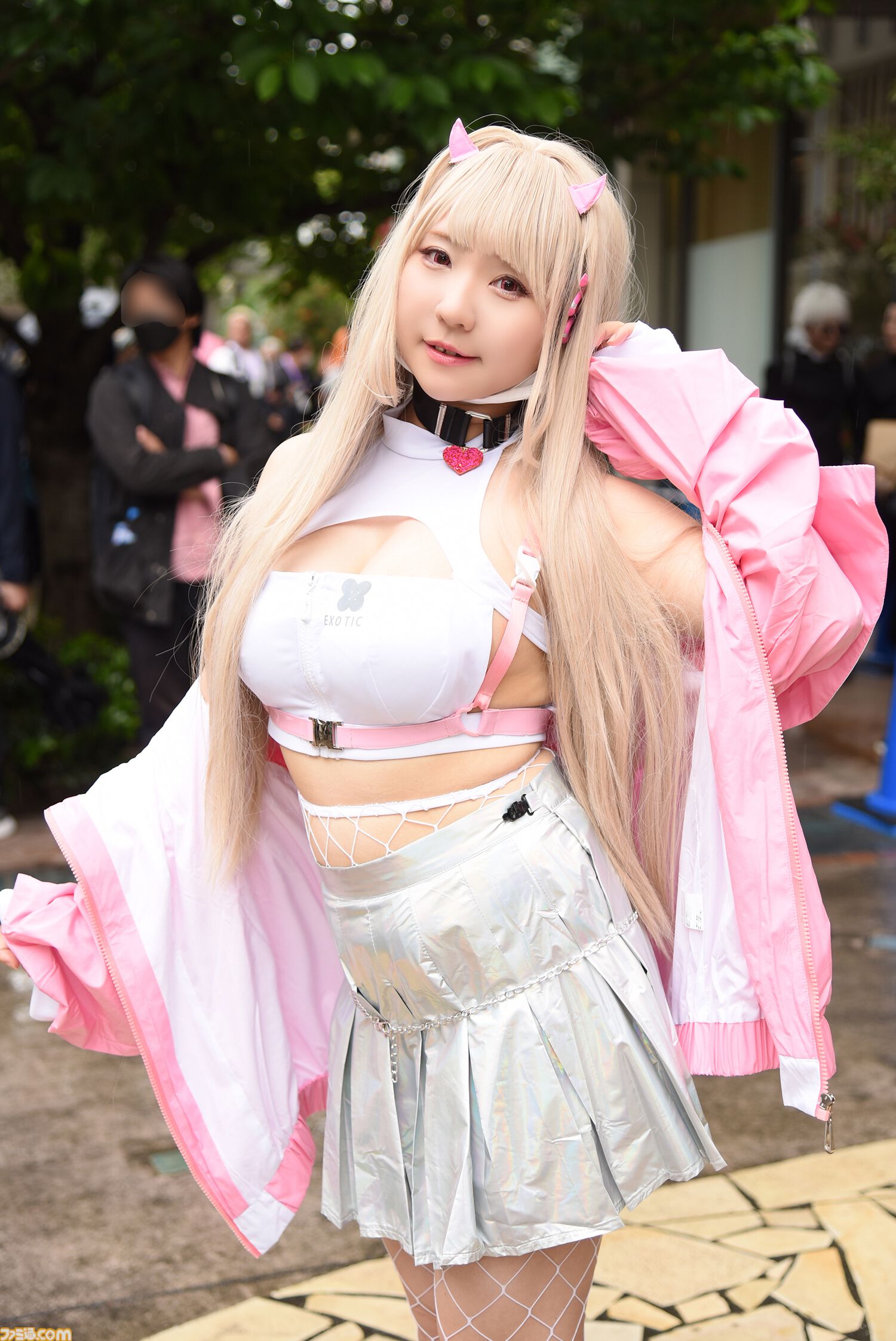 【コスプレ】『NIKKE』『ブルアカ』『刃牙』花山薫らが歩行者天国に集結。『ブラックラグーン』あわせや『鬼滅の刃』憎珀天もかっこいい！【ストフェス2024】