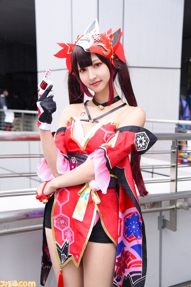 【コスプレ】『NIKKE』『崩壊：スターレイル』『FGO』レイヤーたちは雨にも負けず。『シティーハンター』や『魔法少女にあこがれて』など、多彩な姿に要注目【ホココス2024】