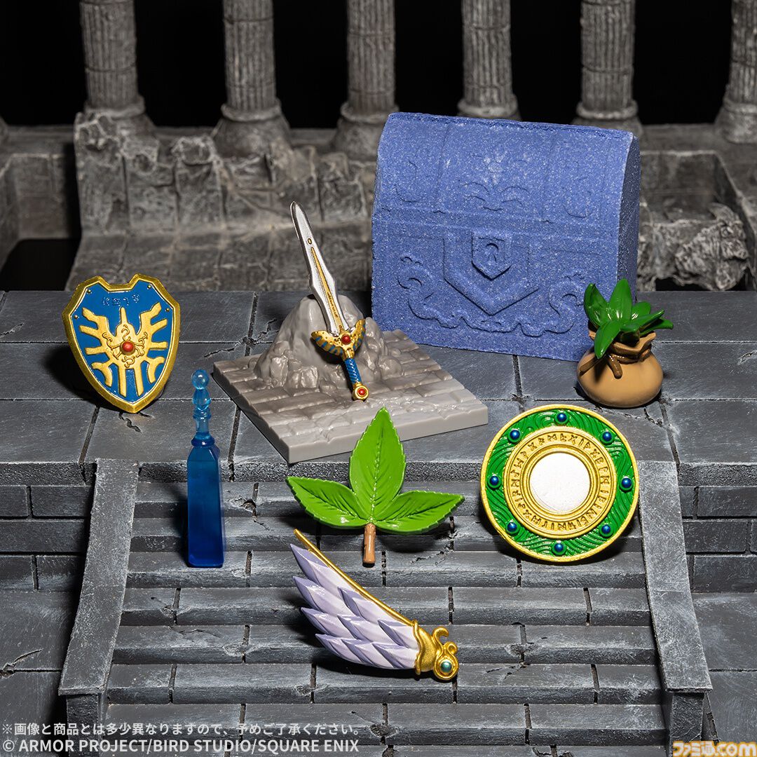 ドラクエ』ロトのつるぎやラーのかがみのマスコット入り入浴剤が本日