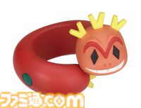 『ニャッキ！』ニャッキやピンクちゃん、フルールたちのリングがガチャで登場。指にぐるっと巻きつくかわいいデザイン。3月上旬発売
