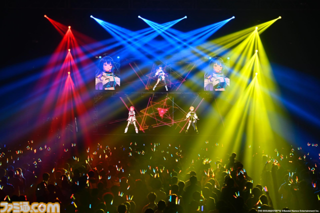 『ヴイアライヴ』2ndライブリポート。前回に続いて生バンドも加わった熱いライブではそれぞれの6thソロ曲やユニット最新曲も披露