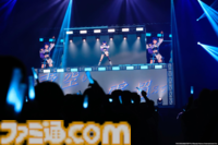 『ヴイアライヴ』2ndライブリポート。前回に続いて生バンドも加わった熱いライブではそれぞれの6thソロ曲やユニット最新曲も披露