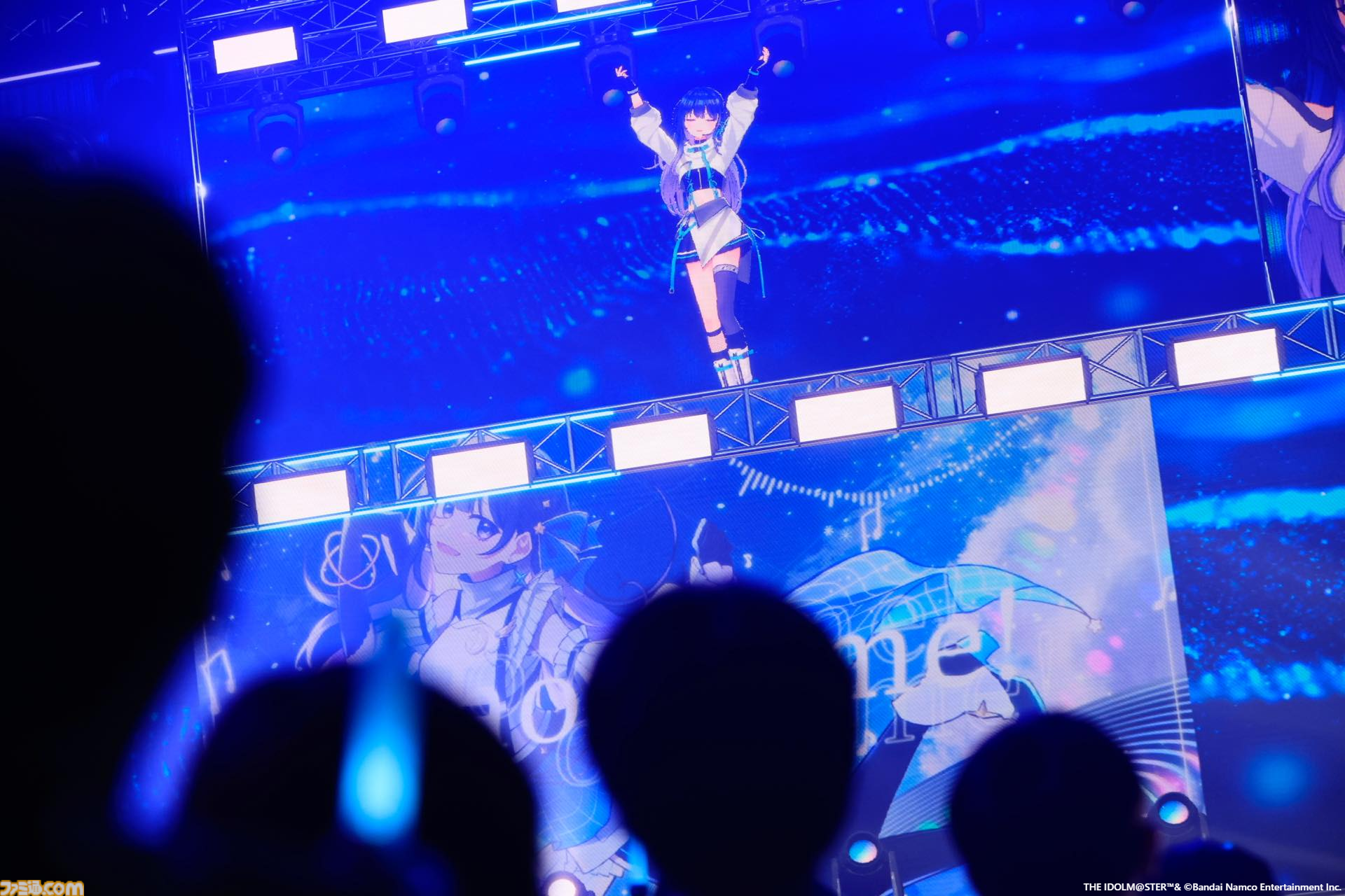 『ヴイアライヴ』2ndライブリポート。前回に続いて生バンドも加わった熱いライブではそれぞれの6thソロ曲やユニット最新曲も披露