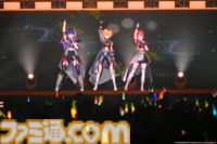 『ヴイアライヴ』2ndライブリポート。前回に続いて生バンドも加わった熱いライブではそれぞれの6thソロ曲やユニット最新曲も披露