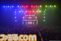 『ヴイアライヴ』2ndライブリポート。前回に続いて生バンドも加わった熱いライブではそれぞれの6thソロ曲やユニット最新曲も披露