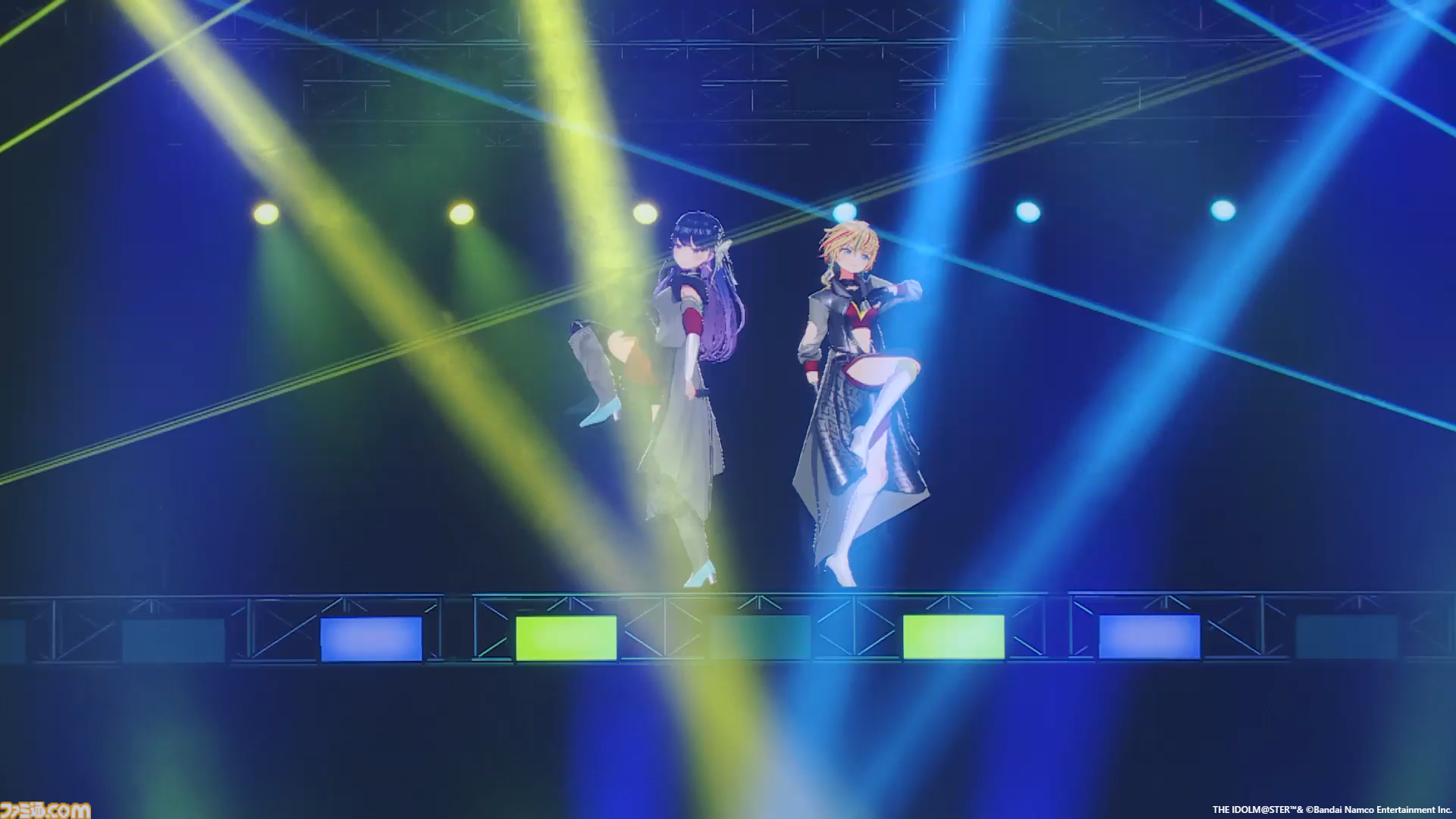 『ヴイアライヴ』2ndライブリポート。前回に続いて生バンドも加わった熱いライブではそれぞれの6thソロ曲やユニット最新曲も披露