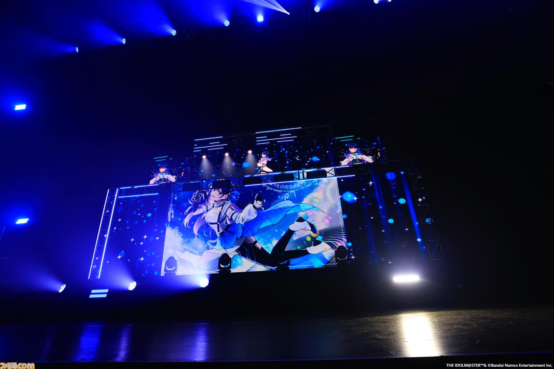 『ヴイアライヴ』2ndライブリポート。前回に続いて生バンドも加わった熱いライブではそれぞれの6thソロ曲やユニット最新曲も披露