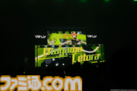 『ヴイアライヴ』2ndライブリポート。前回に続いて生バンドも加わった熱いライブではそれぞれの6thソロ曲やユニット最新曲も披露