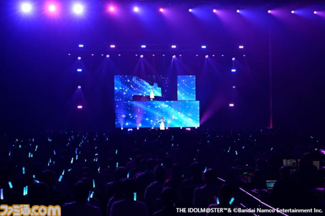 『アイマス ディアリースターズ』17年振りに3人のキャストが勢ぞろいしたファンミーティング"Dearly, Dearly MEETING !!!"リポート。一般公募された質問に答えるトークやライブパートも