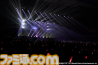 『アイマス ディアリースターズ』17年振りに3人のキャストが勢ぞろいしたファンミーティング"Dearly, Dearly MEETING !!!"リポート。一般公募された質問に答えるトークやライブパートも