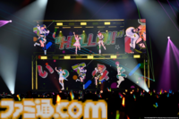 876プロ全メンバーが集結した"-UNDER ONE SKY !!!!!!-"リポート。『アイマス ディアリースターズ』×『ヴイアライヴ』の6人で歌う新曲『ソライロ！』やユニットの垣根を超えたデュオ歌唱も