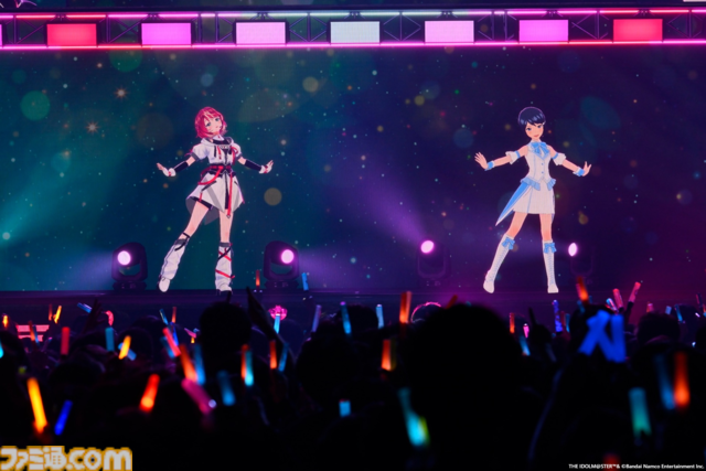 876プロ全メンバーが集結した"-UNDER ONE SKY !!!!!!-"リポート。『アイマス ディアリースターズ』×『ヴイアライヴ』の6人で歌う新曲『ソライロ！』やユニットの垣根を超えたデュオ歌唱も