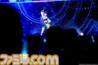 876プロ全メンバーが集結した"-UNDER ONE SKY !!!!!!-"リポート。『アイマス ディアリースターズ』×『ヴイアライヴ』の6人で歌う新曲『ソライロ！』やユニットの垣根を超えたデュオ歌唱も