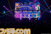 876プロ全メンバーが集結した"-UNDER ONE SKY !!!!!!-"リポート。『アイマス ディアリースターズ』×『ヴイアライヴ』の6人で歌う新曲『ソライロ！』やユニットの垣根を超えたデュオ歌唱も