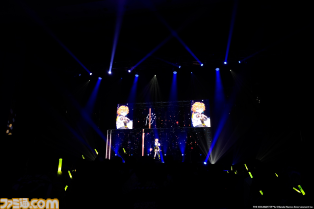 876プロ全メンバーが集結した"-UNDER ONE SKY !!!!!!-"リポート。『アイマス ディアリースターズ』×『ヴイアライヴ』の6人で歌う新曲『ソライロ！』やユニットの垣根を超えたデュオ歌唱も