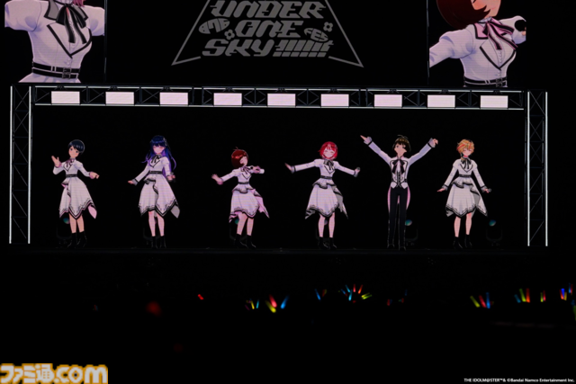 876プロ全メンバーが集結した"-UNDER ONE SKY !!!!!!-"リポート。『アイマス ディアリースターズ』×『ヴイアライヴ』の6人で歌う新曲『ソライロ！』やユニットの垣根を超えたデュオ歌唱も