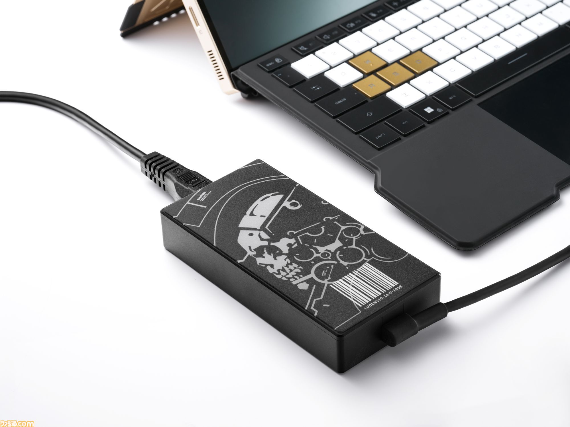 コジマプロダクションとROGのコラボゲーミングPCが3月6日発売。『デススト2』アートディレクターの新川洋司氏がデザインを担当。ヘッドセット、マウス、マウスパッドと合わせて予約開始