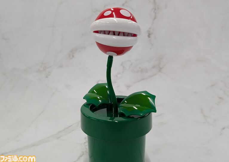 【USJ】パックンフラワーが声に反応してノリノリダンス！ コインの“チャリーン♪”が止まらないハテナブロックに思わずハマった