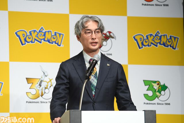 【ポケモン30周年】歴代パッケージの展示は圧巻！ 初代ピカチュウやサント・アンヌごうを立体化した新グッズなども目白押し。期待が膨らむ今後の施策も明らかに【リポート】