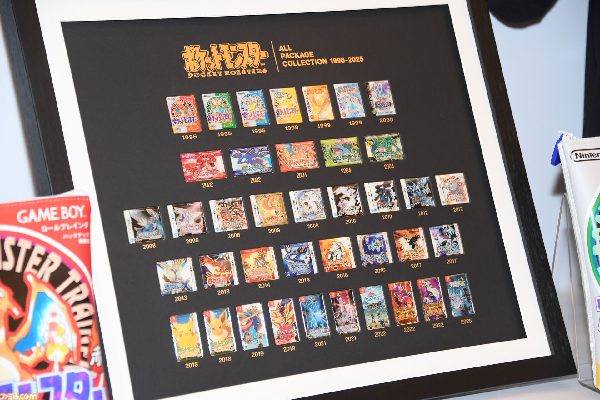 【ポケモン30周年】歴代パッケージの展示は圧巻！ 初代ピカチュウやサント・アンヌごうを立体化した新グッズなども目白押し。期待が膨らむ今後の施策も明らかに【リポート】